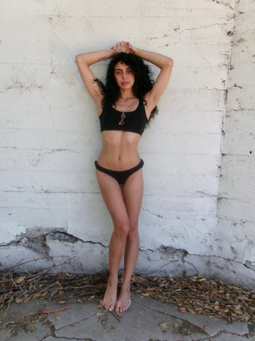 Full Bum Oyster Undies ARCHIVE